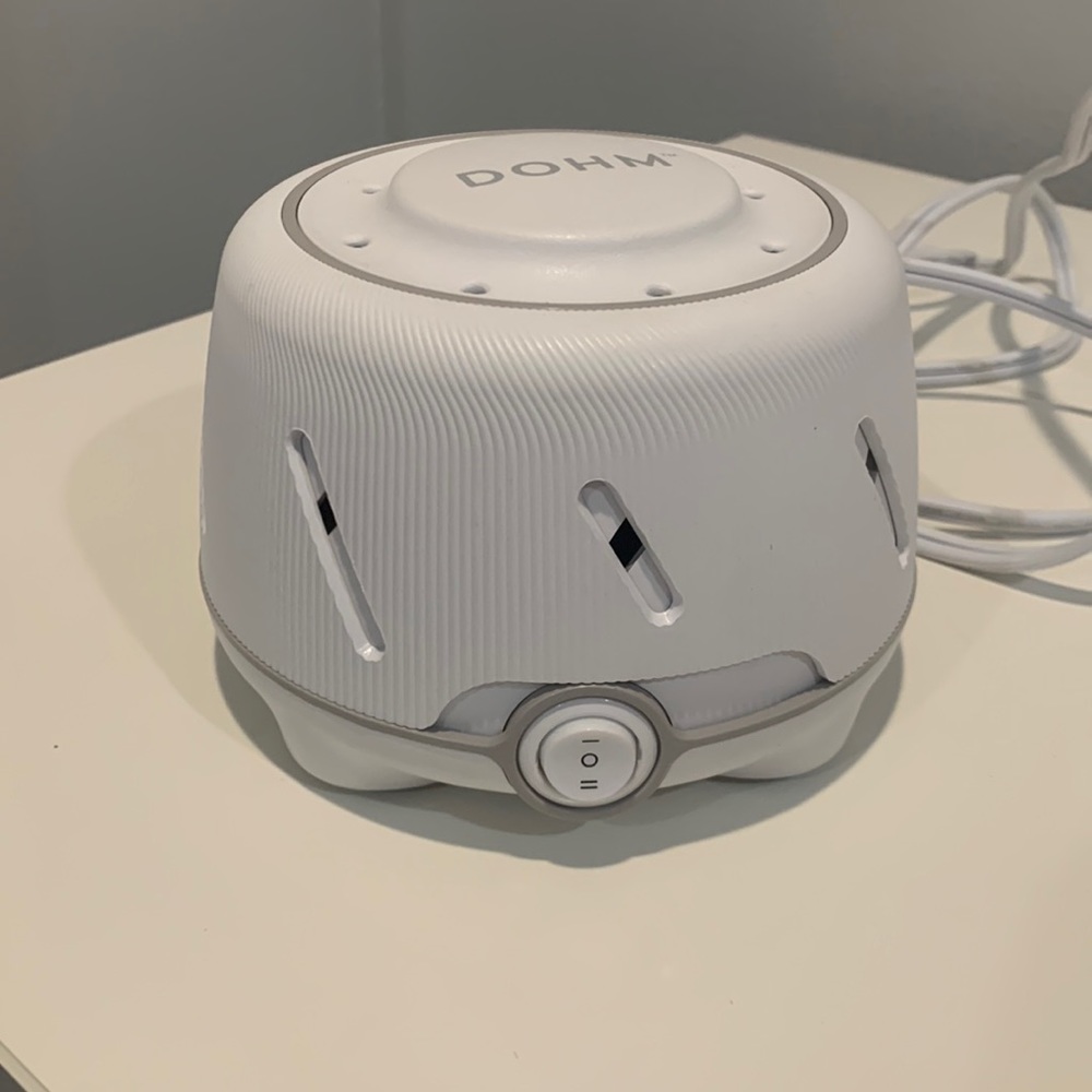 Dohm sound machine